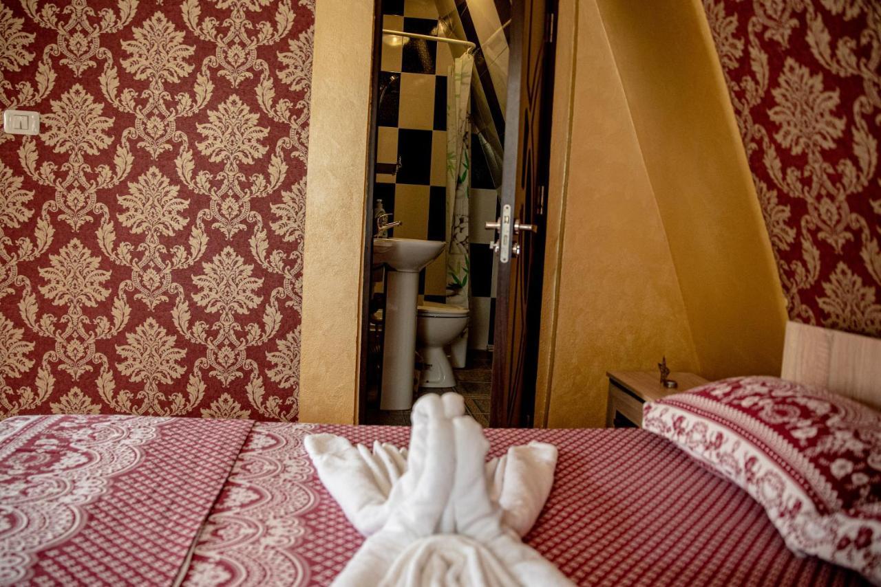Casa Robi Pestisani
